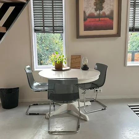 Trendy Boutique Vlak Bij Amsterdam Holiday home Rijnsaterwoude